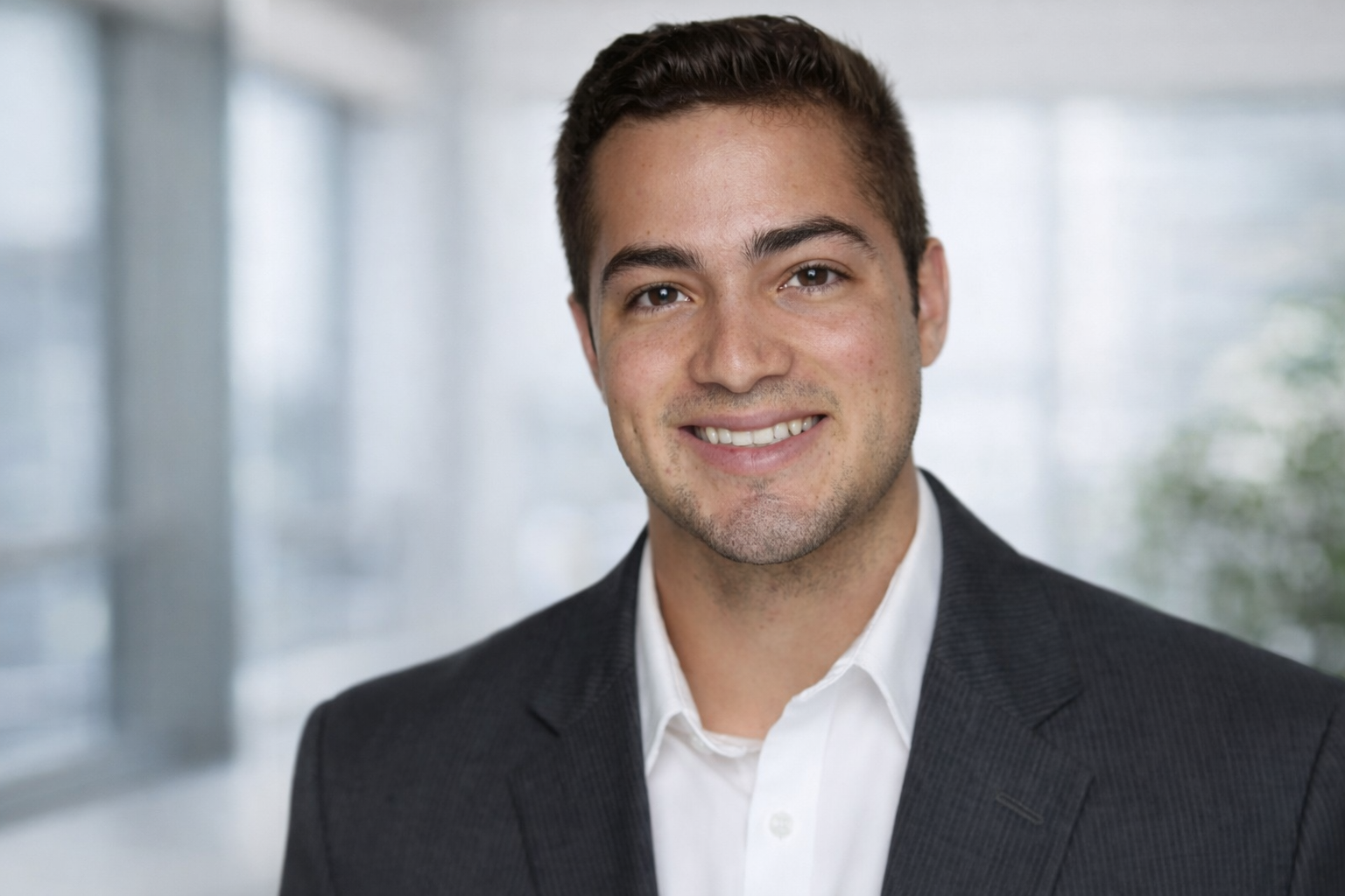 miguel soler headshot